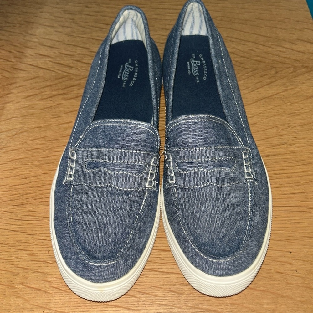 G.H. BASS Chambray Poppy Loafers new without tags size 8